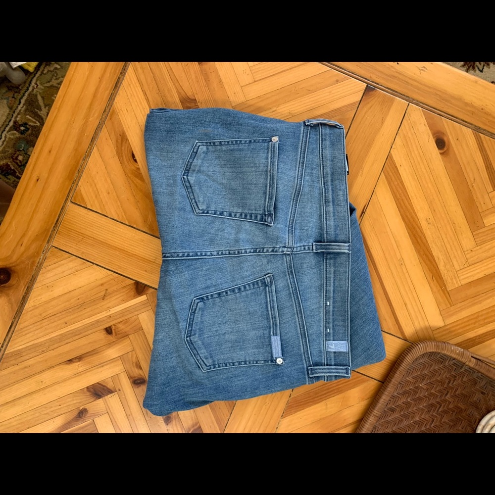 Size 30, 7 for all mankind jeans!